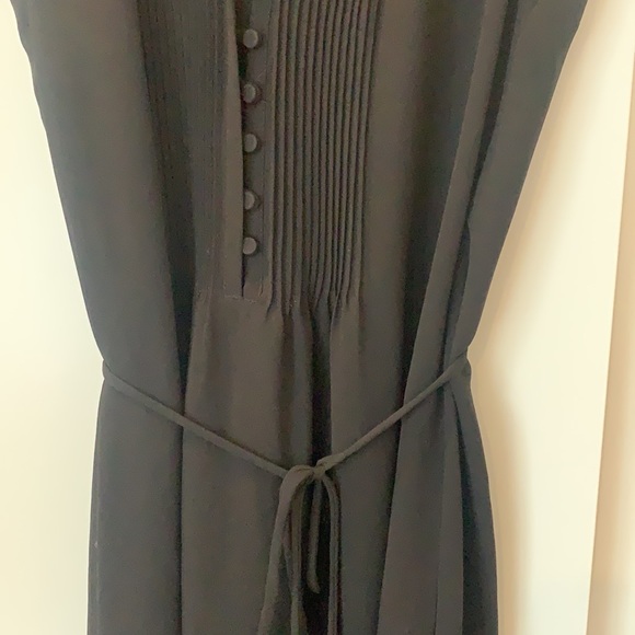 Flowy LBD - Picture 4 of 5